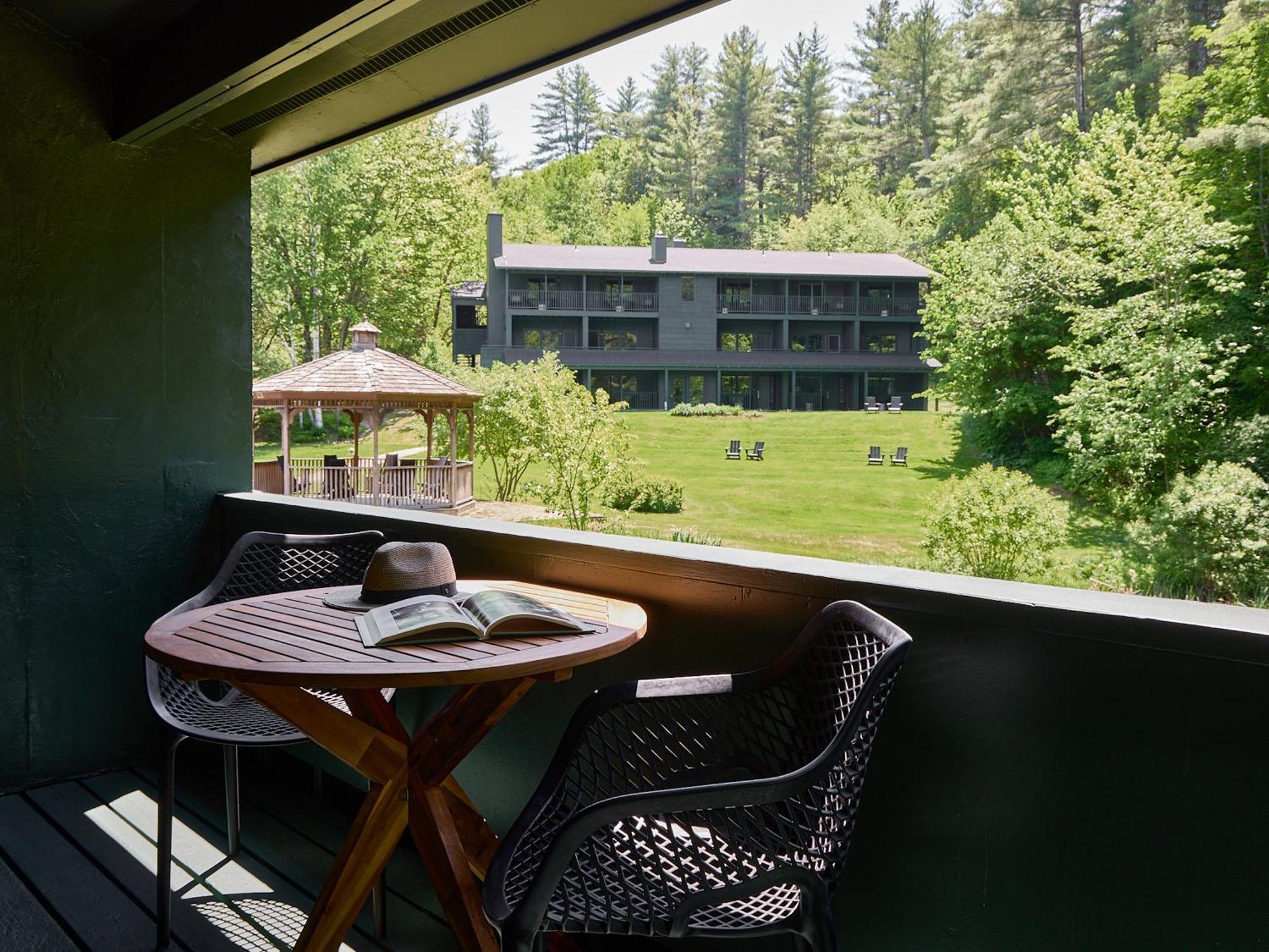 Bluebird Cady Hill Lodge Стоу Екстер'єр фото